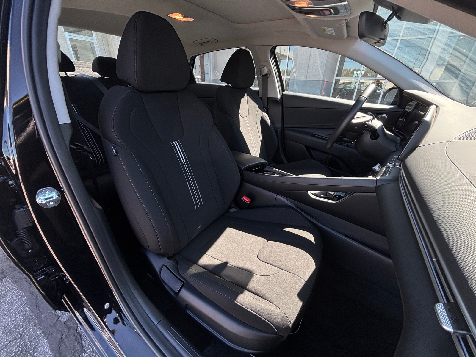 Thumbnail: 2025 Hyundai Elantra - 2