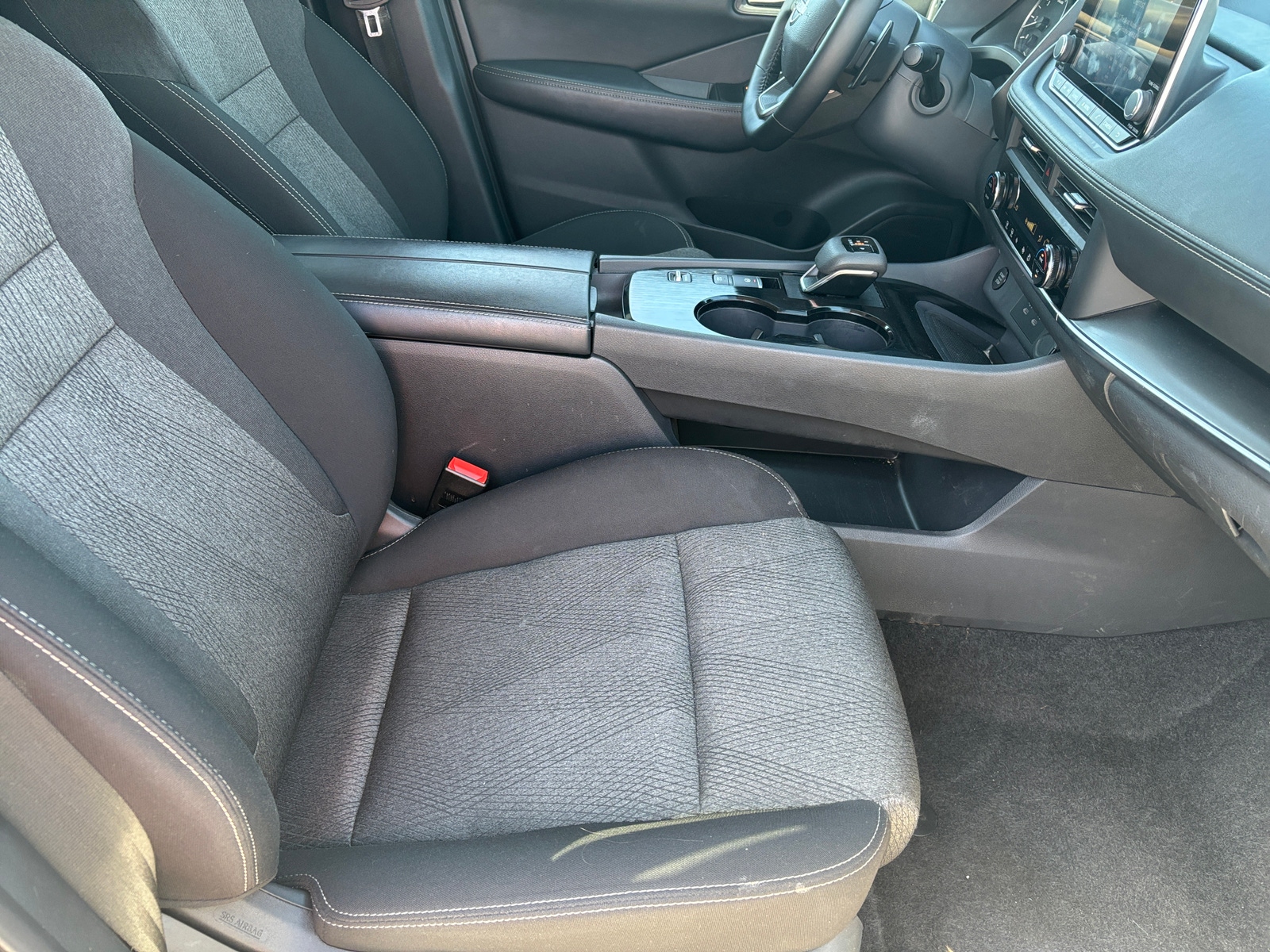 Thumbnail: 2025 Nissan Rogue - 2