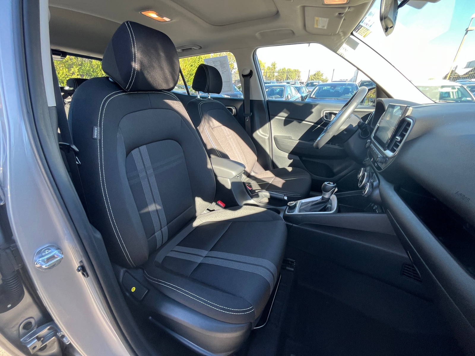 Thumbnail: 2025 Hyundai Venue - 2