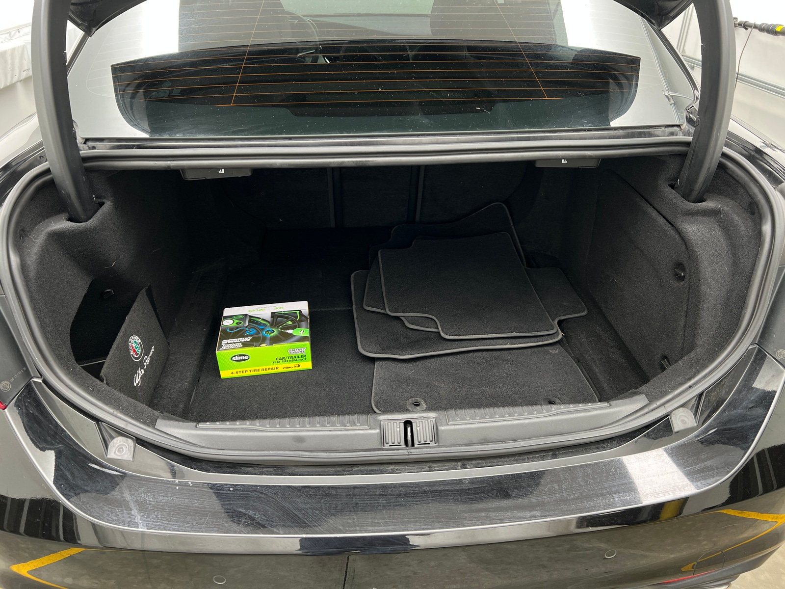 Thumbnail: 2018 Alfa Romeo Giulia - 6