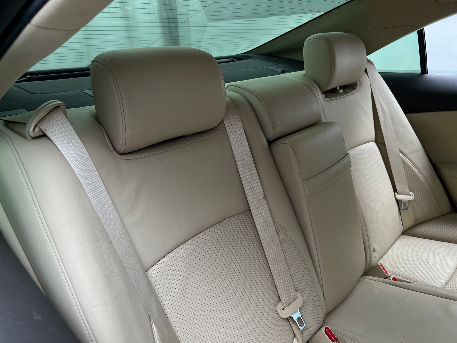 Thumbnail: 2011 Lexus ES - 5