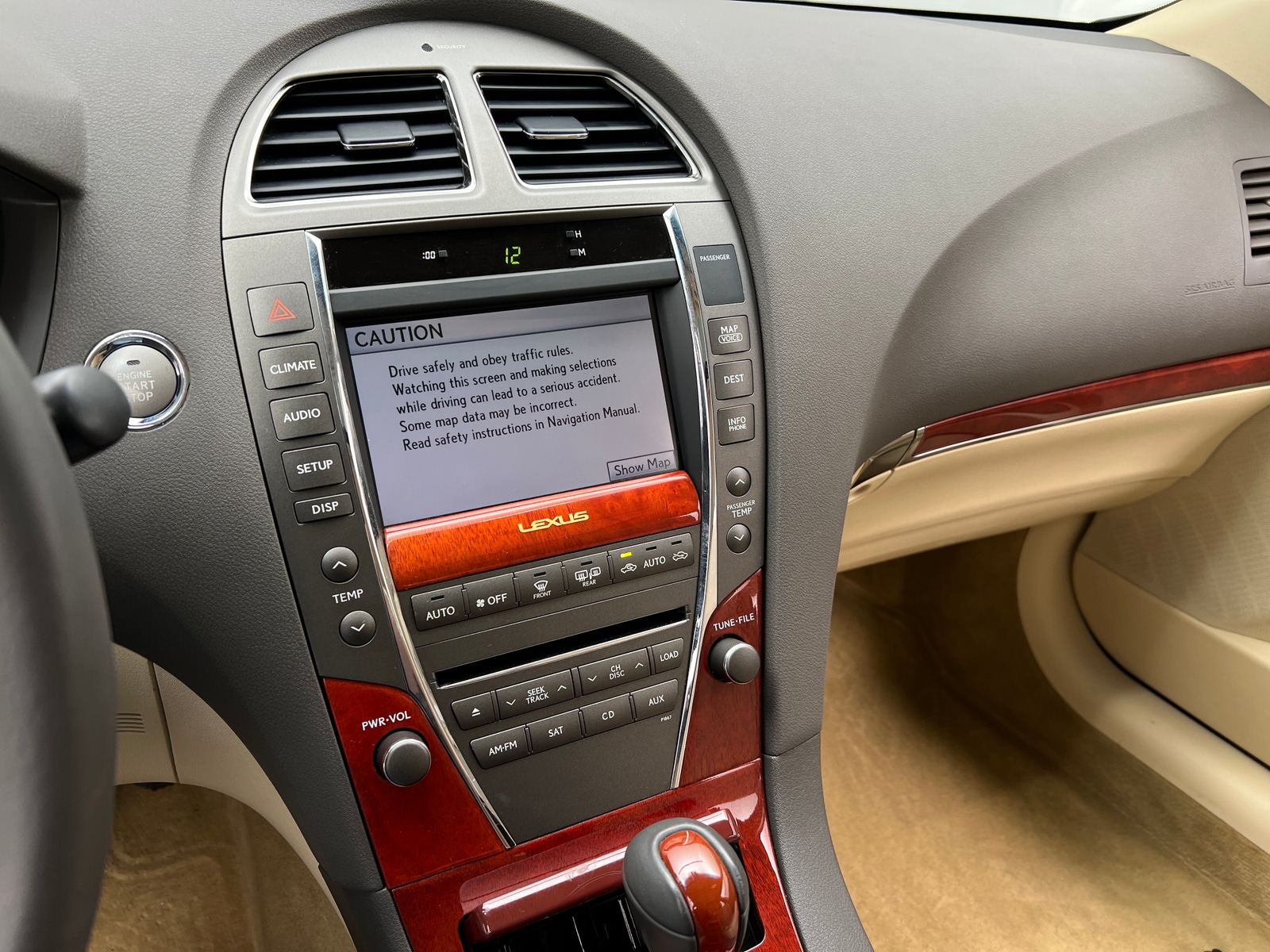 Thumbnail: 2011 Lexus ES - 3