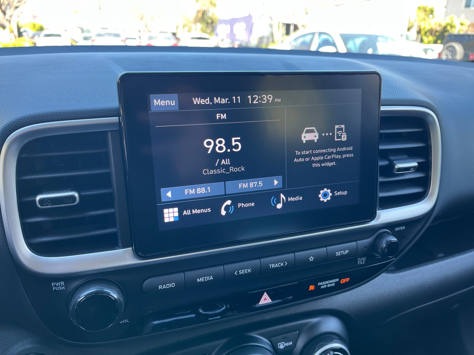 Thumbnail: 2025 Hyundai Venue - 4