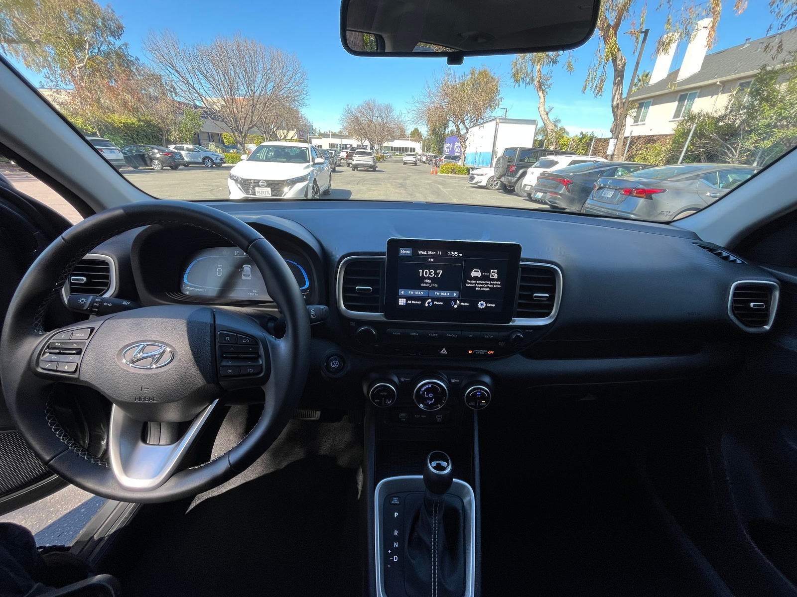 Thumbnail: 2025 Hyundai Venue - 3