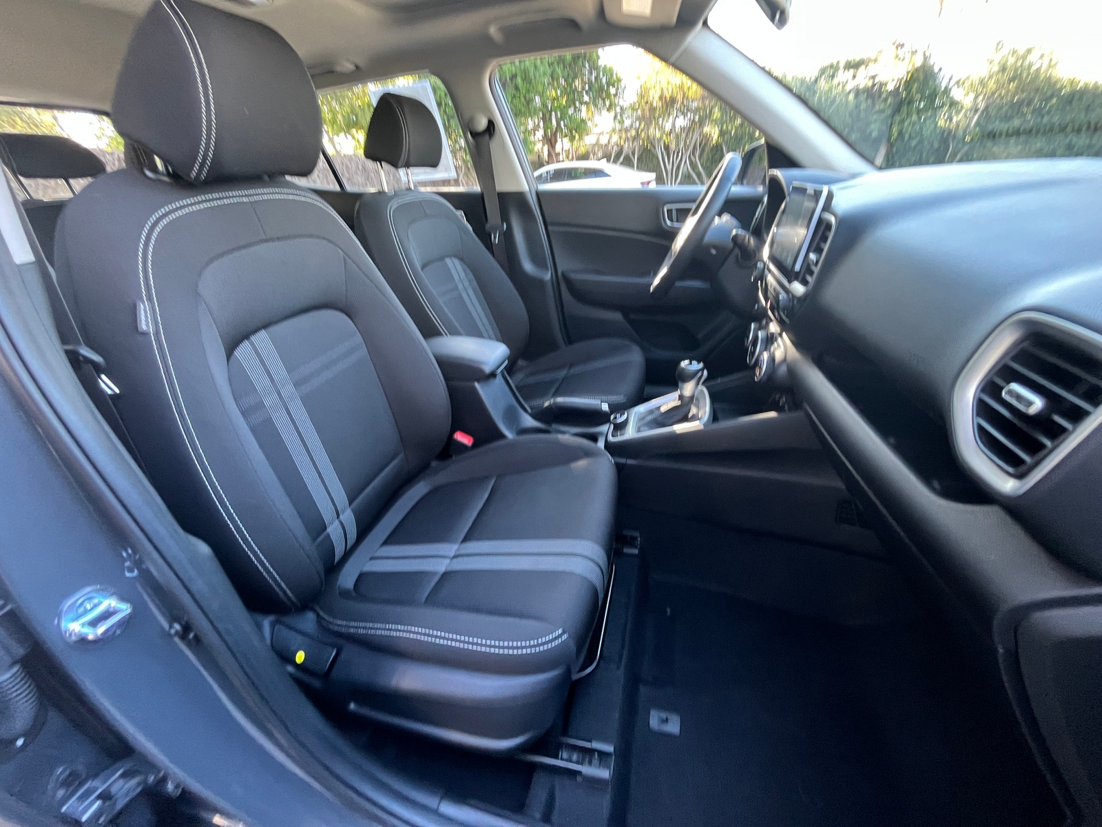 Thumbnail: 2025 Hyundai Venue - 2