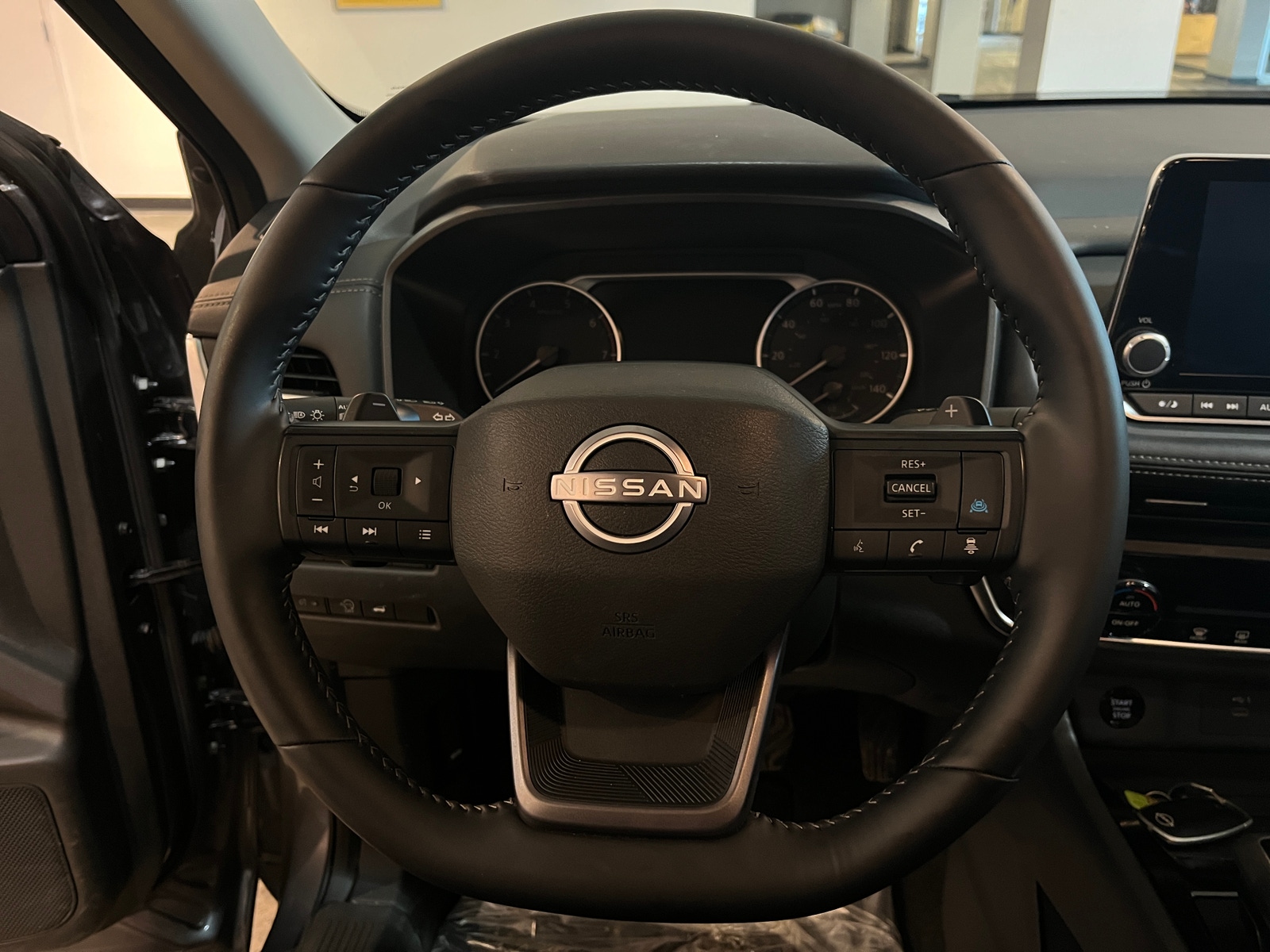 Thumbnail: 2025 Nissan Rogue - 5