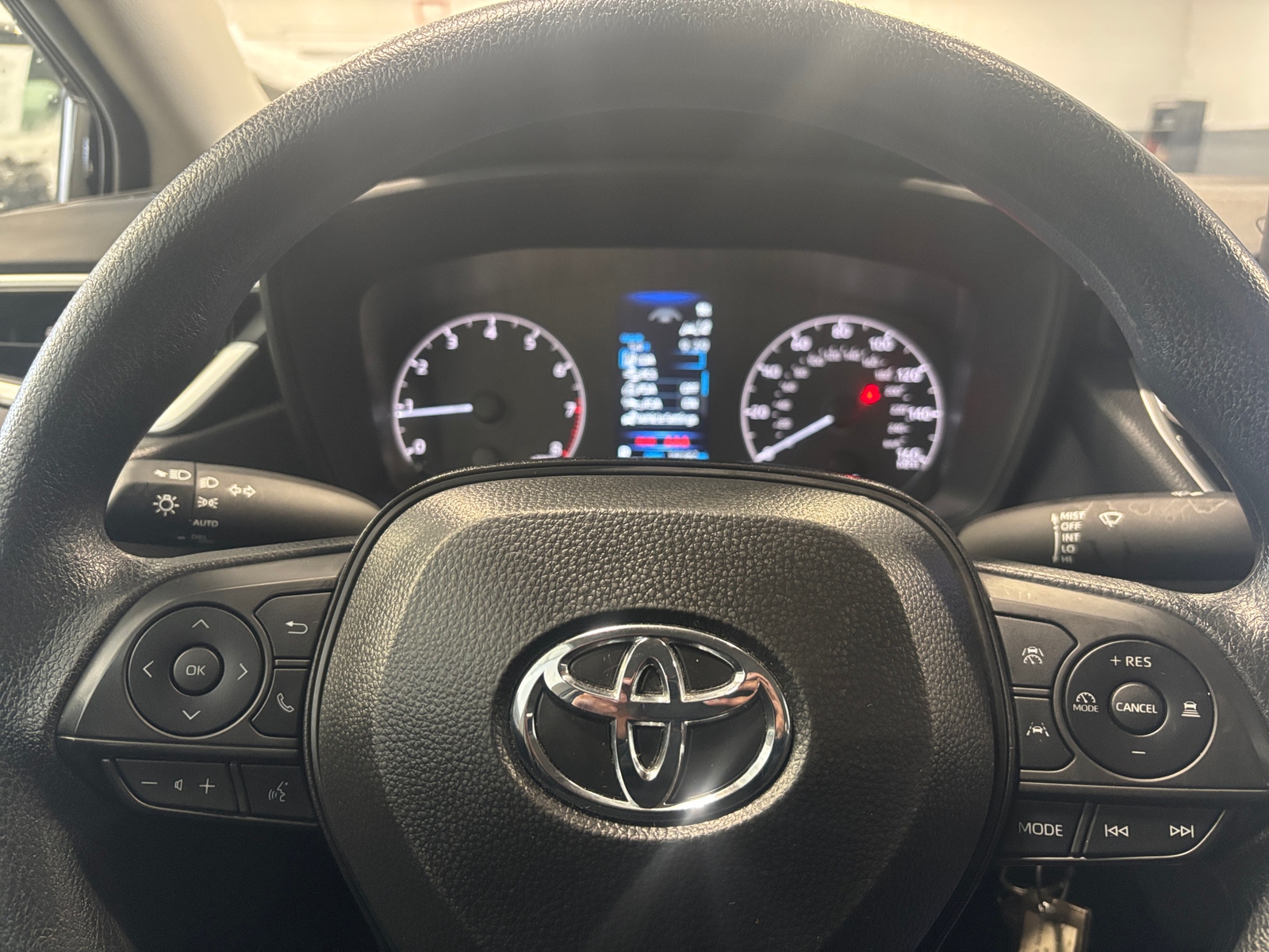 Thumbnail: 2025 Toyota Corolla - 5