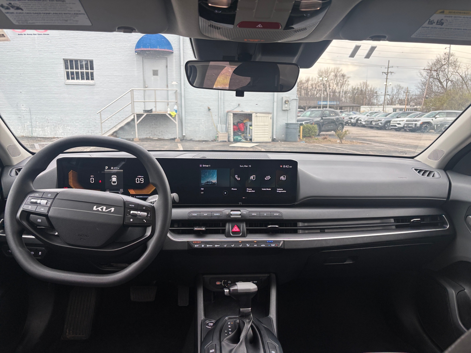 Thumbnail: 2025 Kia K4 - 3