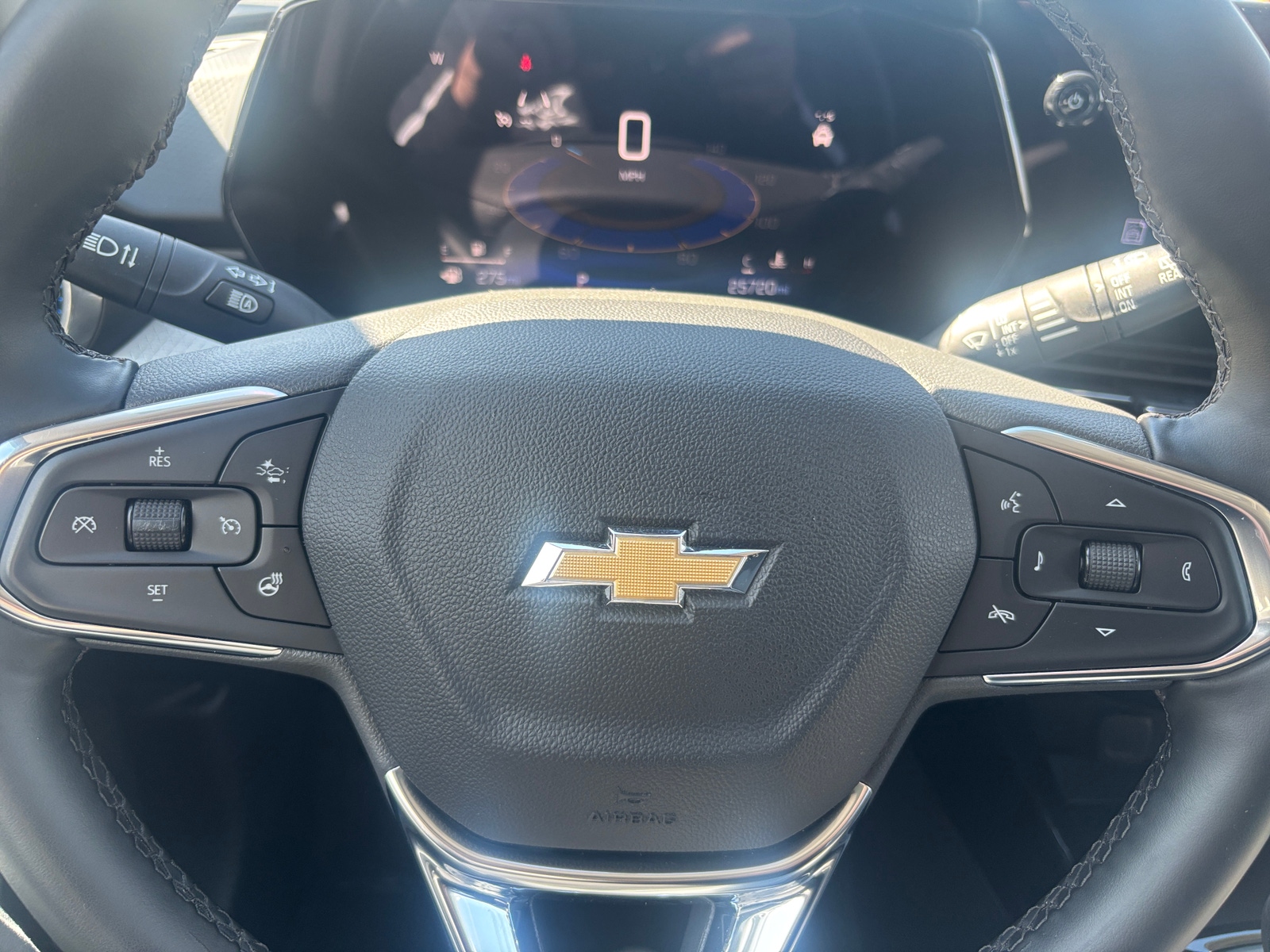 Thumbnail: 2025 Chevrolet Trax - 5