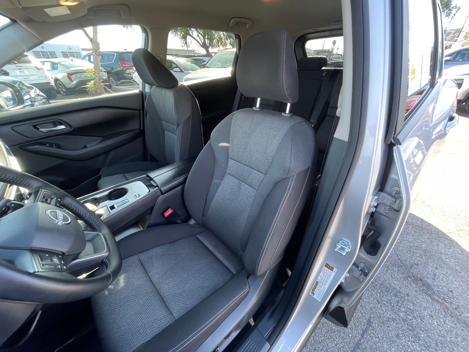 Thumbnail: 2025 Nissan Rogue - 2