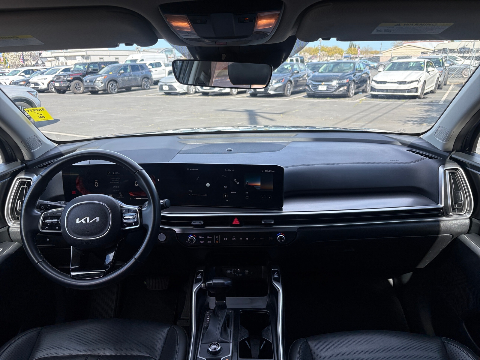 Thumbnail: 2024 Kia Sorento - 3