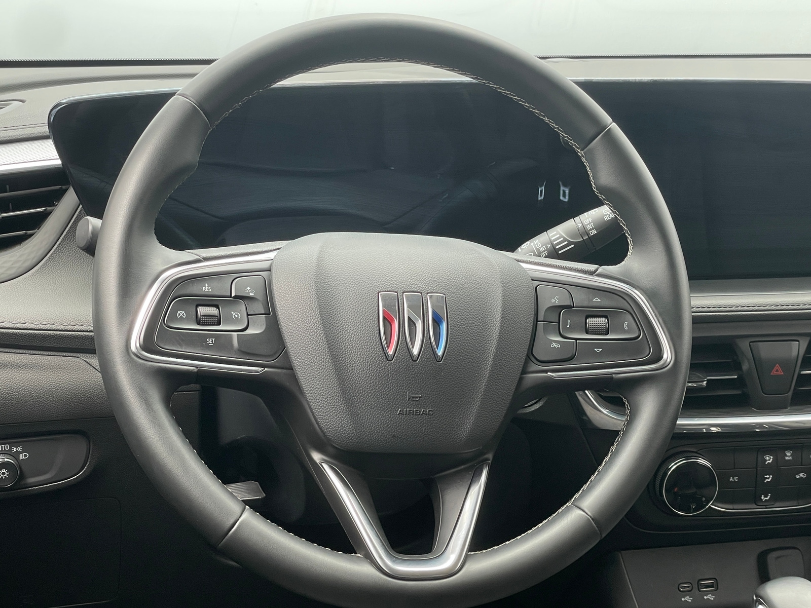 Thumbnail: 2025 Buick Encore GX - 5