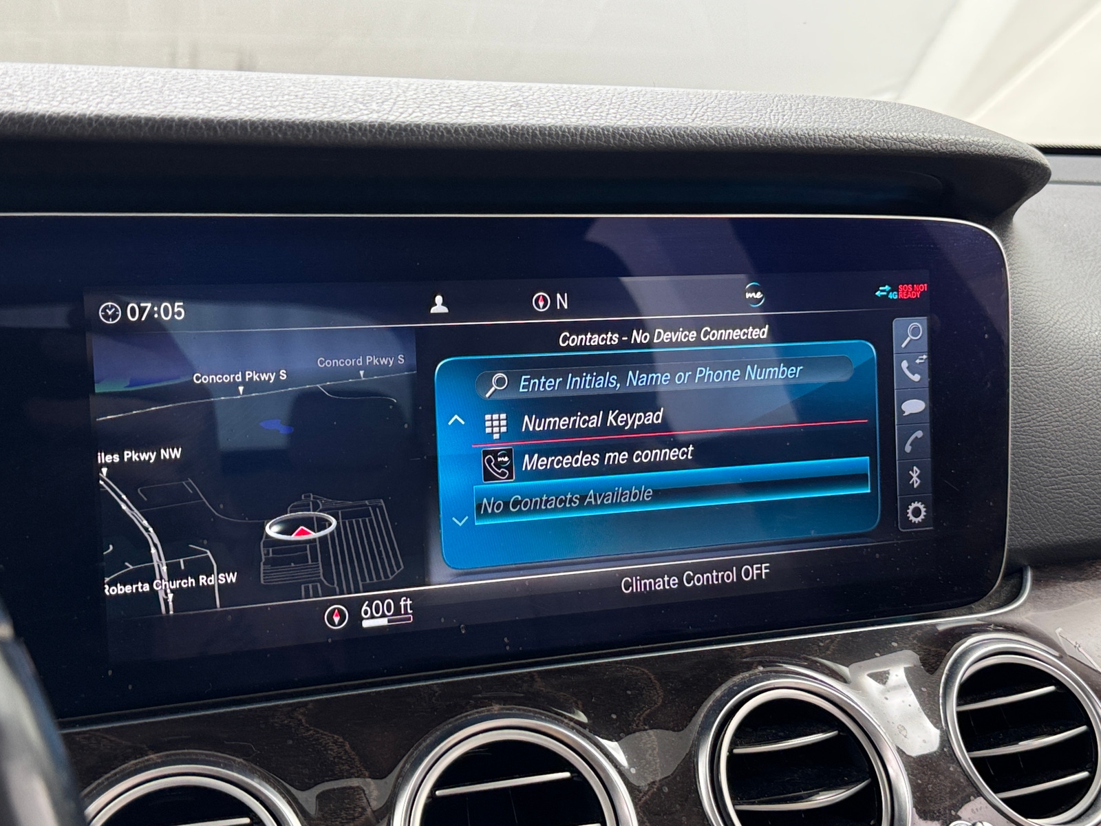 Thumbnail: 2020 Mercedes-Benz E-Class - 3