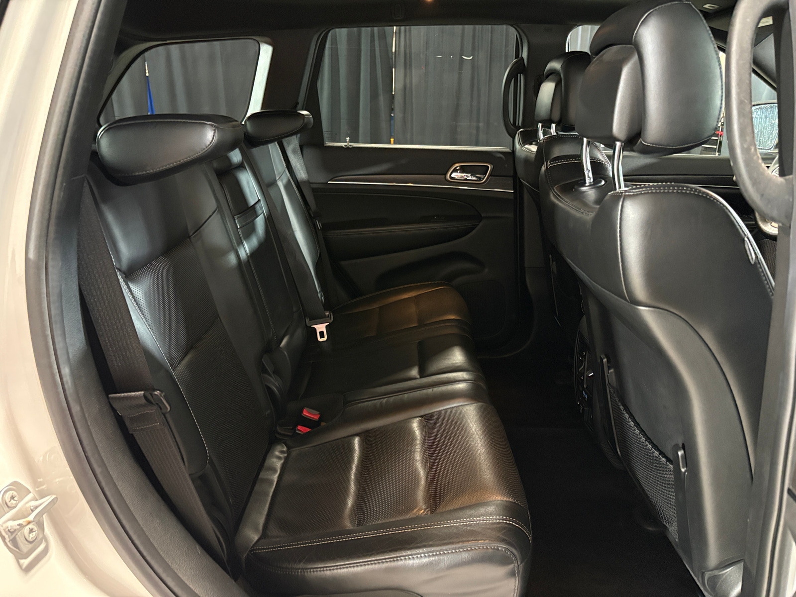 Thumbnail: 2017 Jeep Grand Cherokee - 5