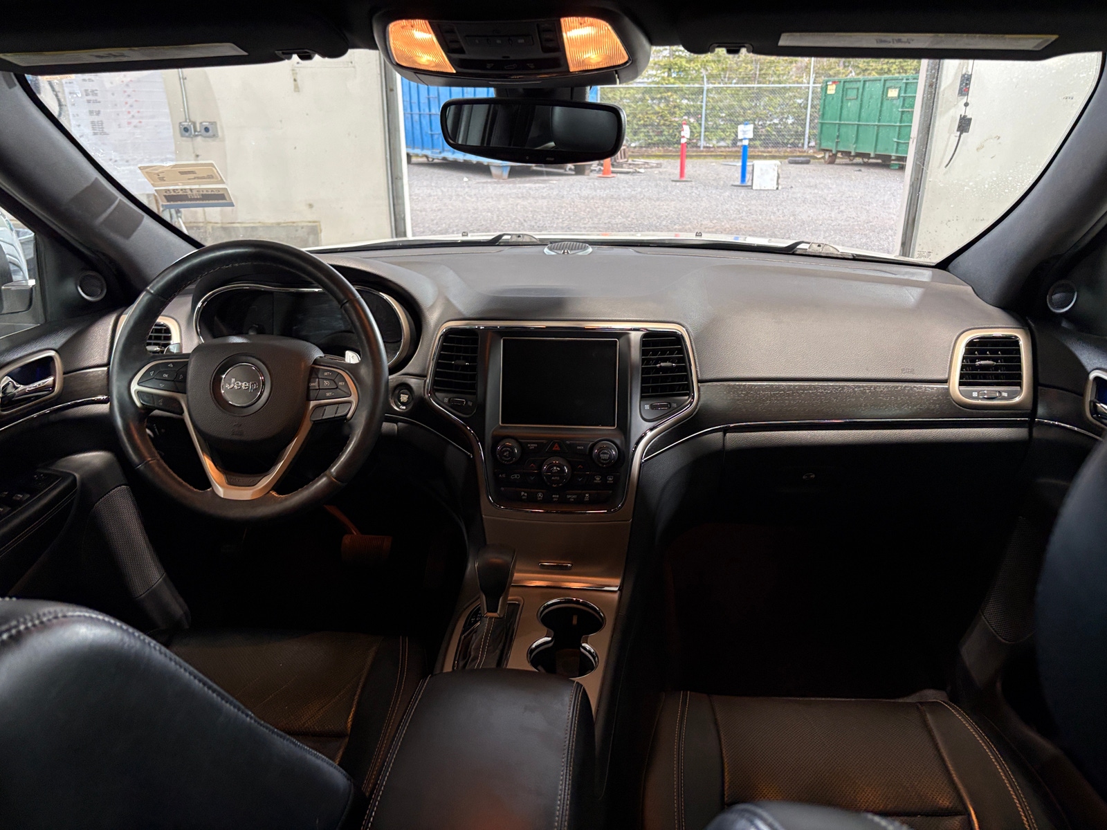 Thumbnail: 2017 Jeep Grand Cherokee - 2