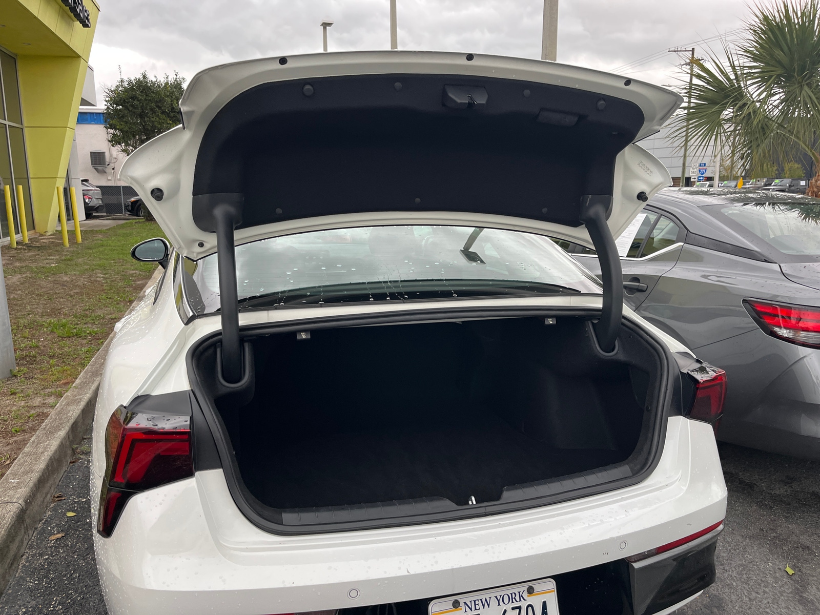 Thumbnail: 2025 Kia K5 - 6