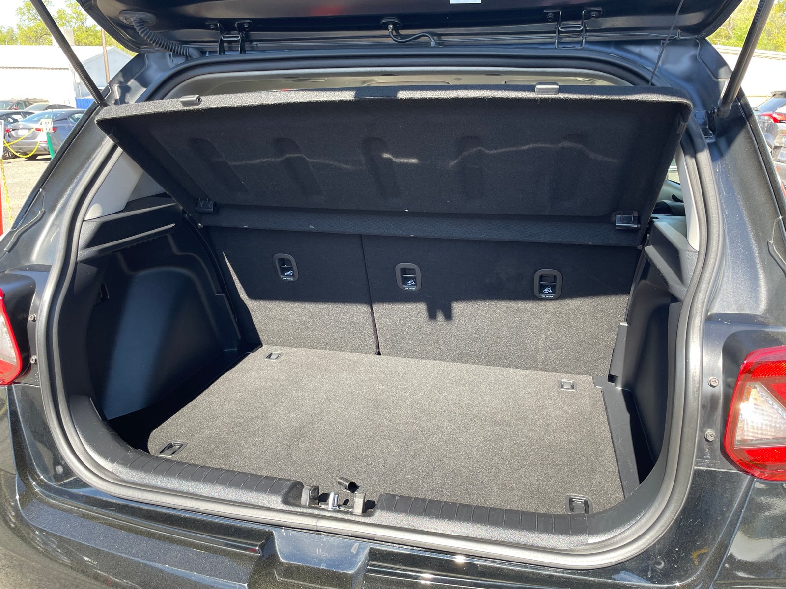 Thumbnail: 2025 Hyundai Venue - 7