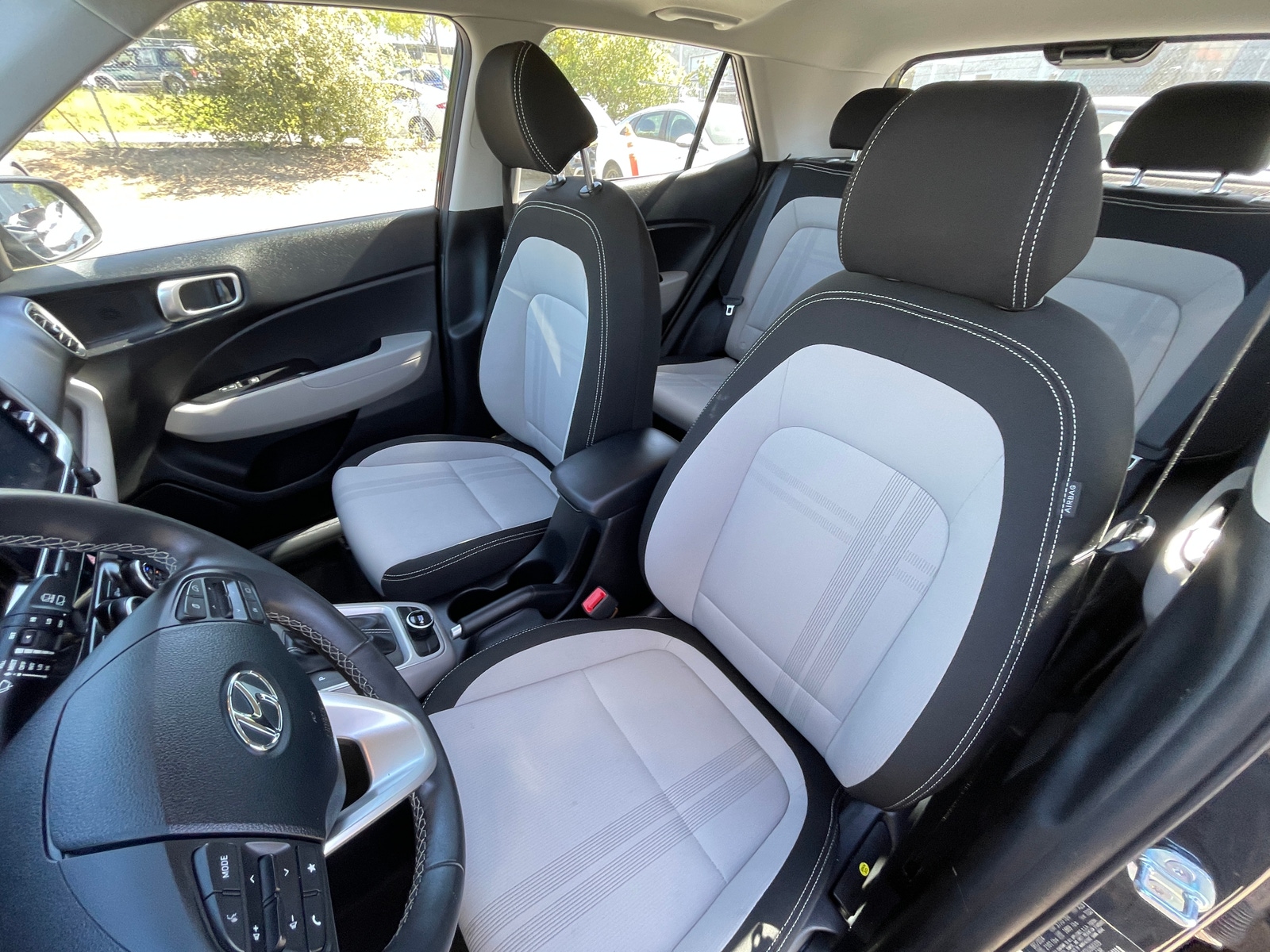 Thumbnail: 2025 Hyundai Venue - 2