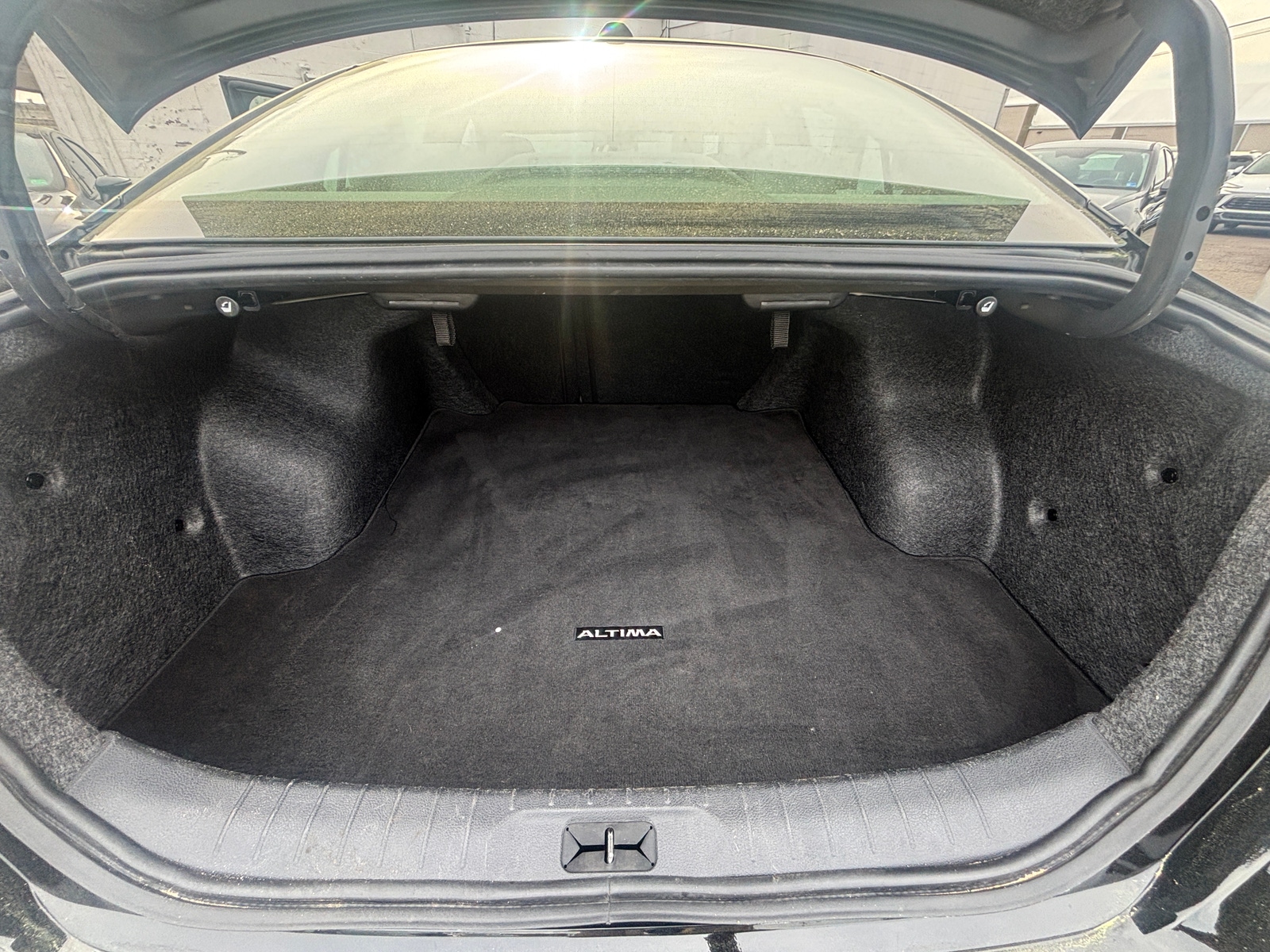 Thumbnail: 2025 Nissan Altima - 6