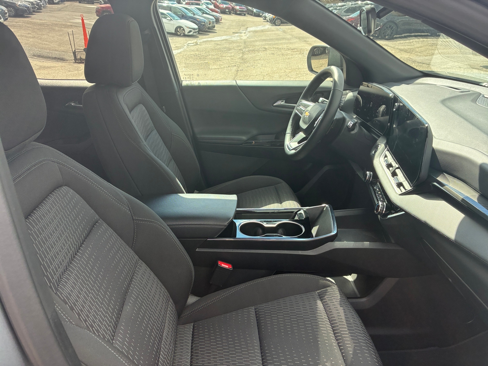 Thumbnail: 2025 Chevrolet Equinox - 2