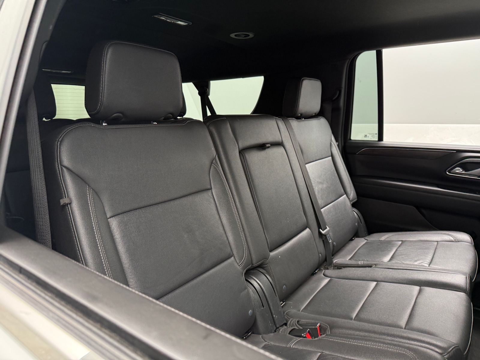 Thumbnail: 2022 Chevrolet Suburban - 5