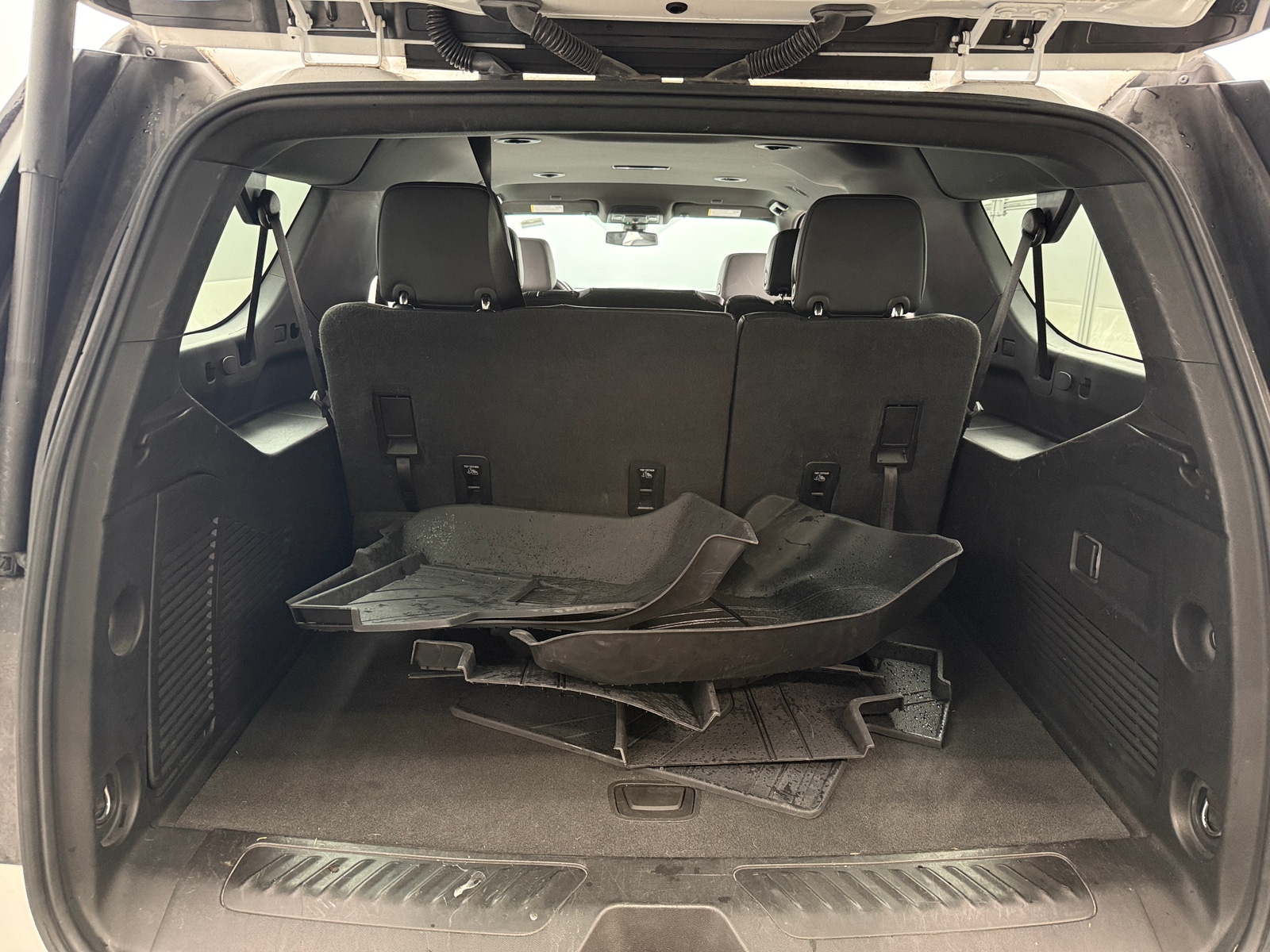 Thumbnail: 2022 Chevrolet Suburban - 6