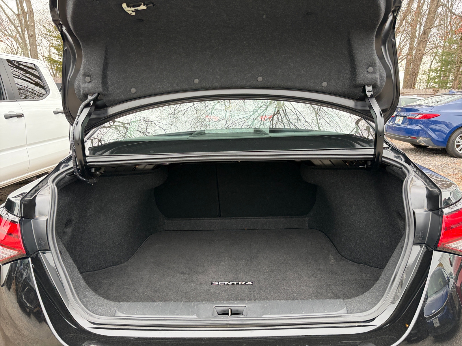 Thumbnail: 2025 Nissan Sentra - 6