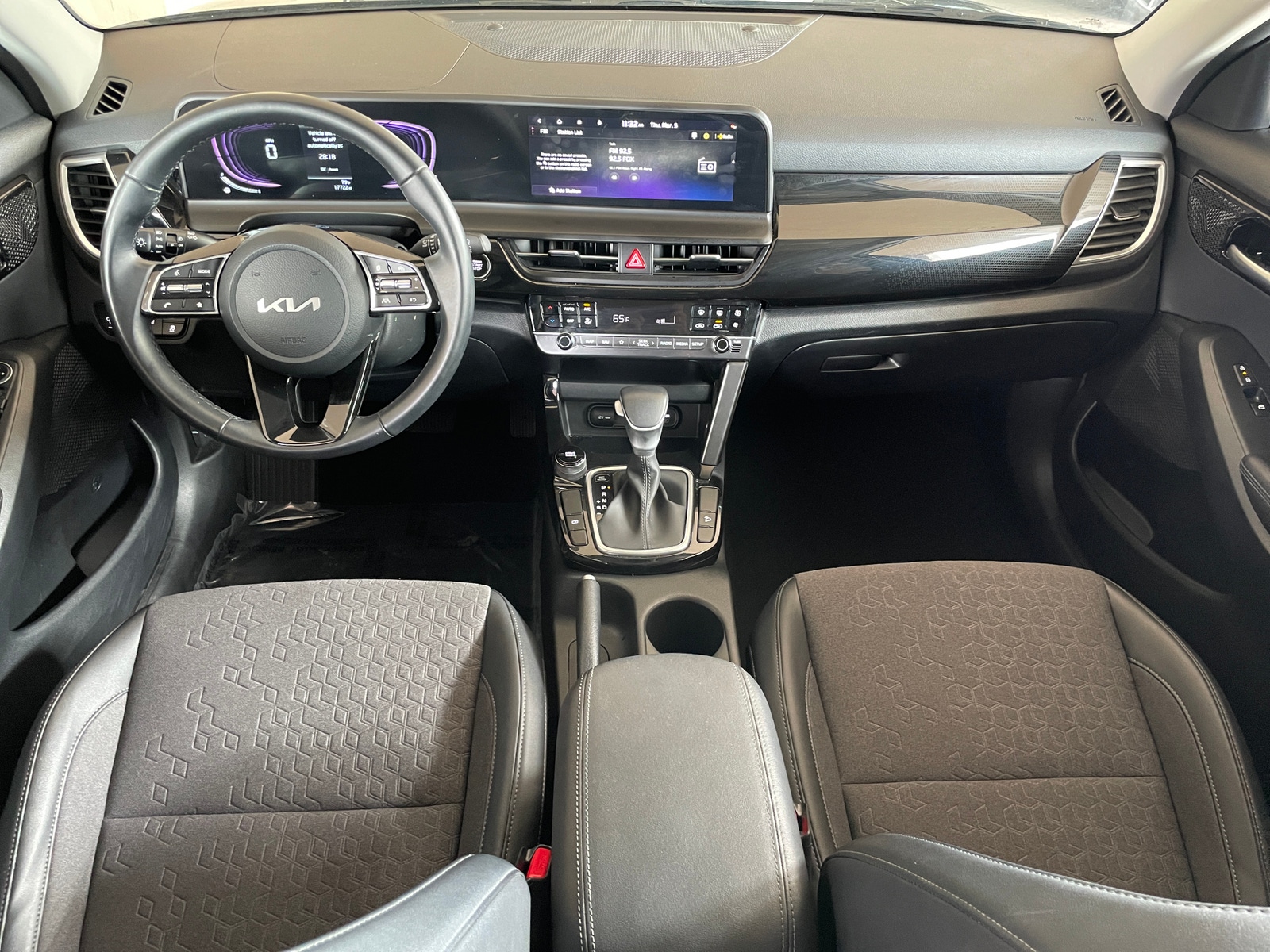 Thumbnail: 2025 Kia Seltos - 3