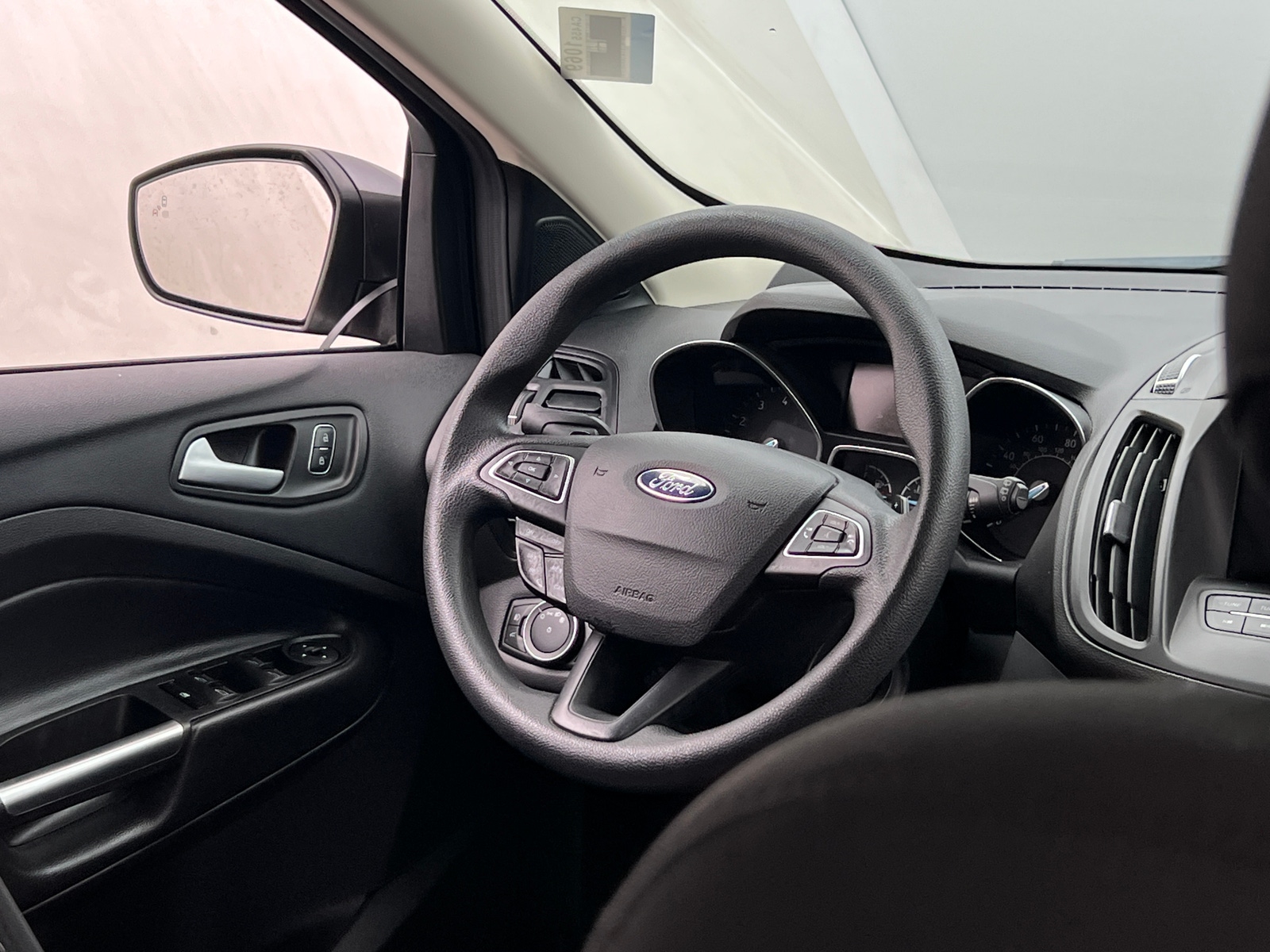 Thumbnail: 2017 Ford Escape - 5