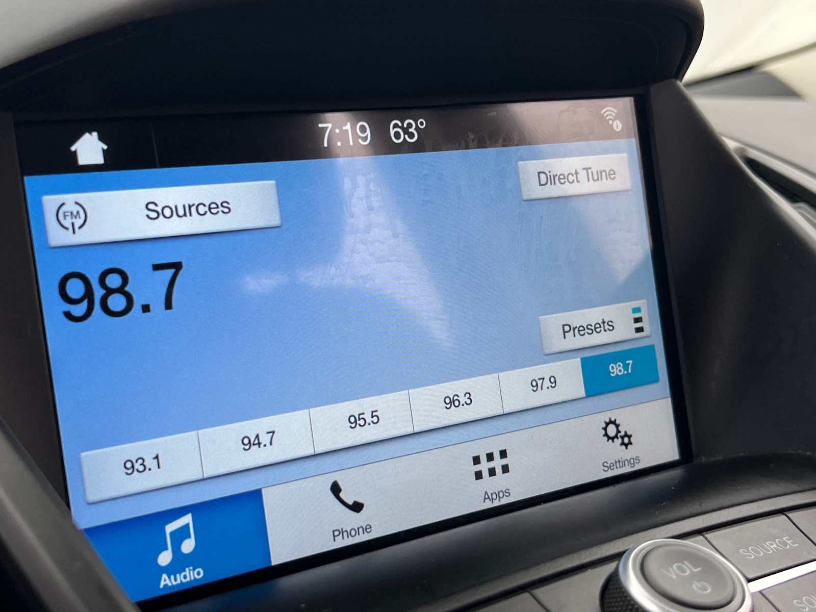 Thumbnail: 2017 Ford Escape - 4