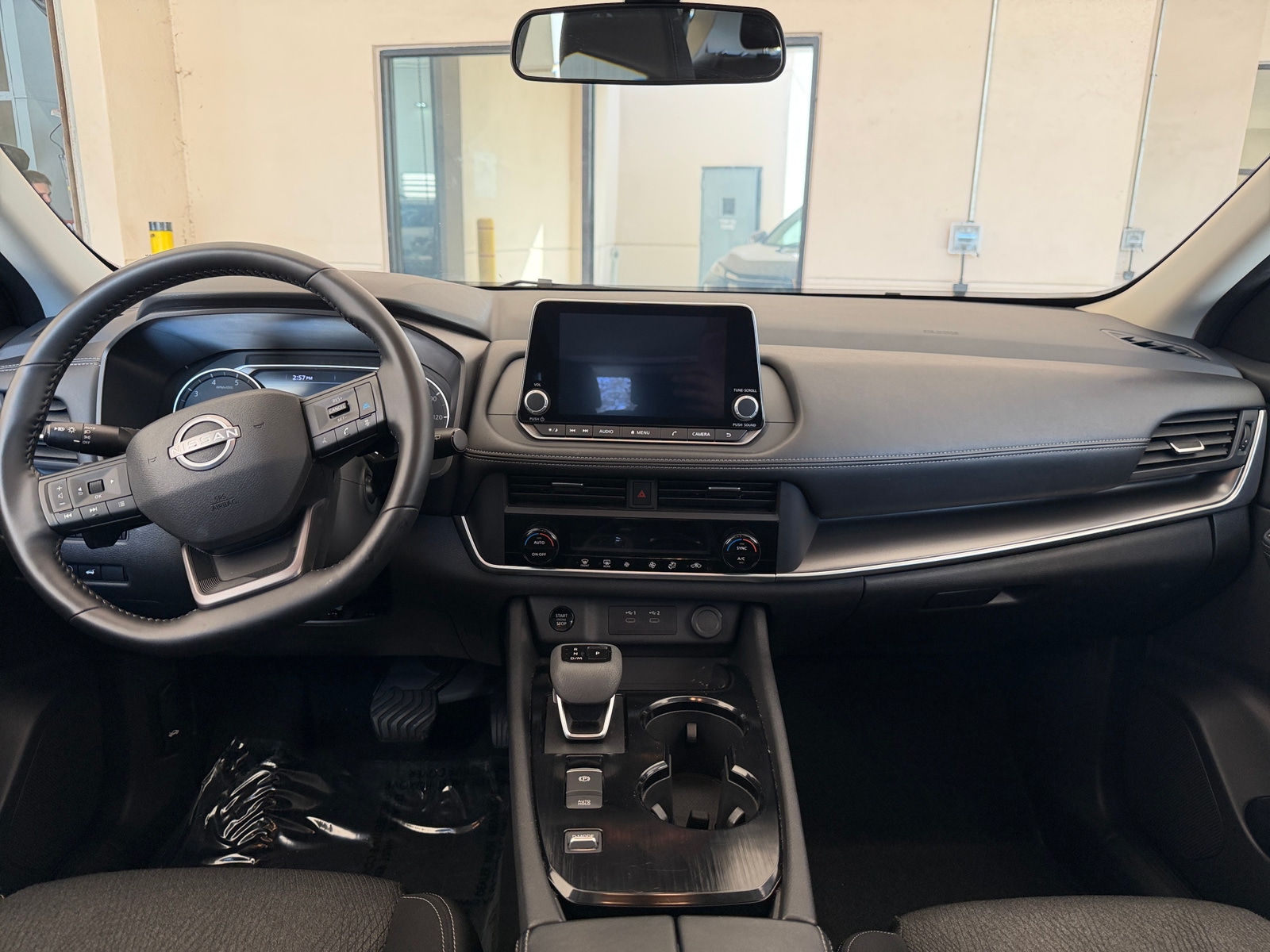 Thumbnail: 2025 Nissan Rogue - 3