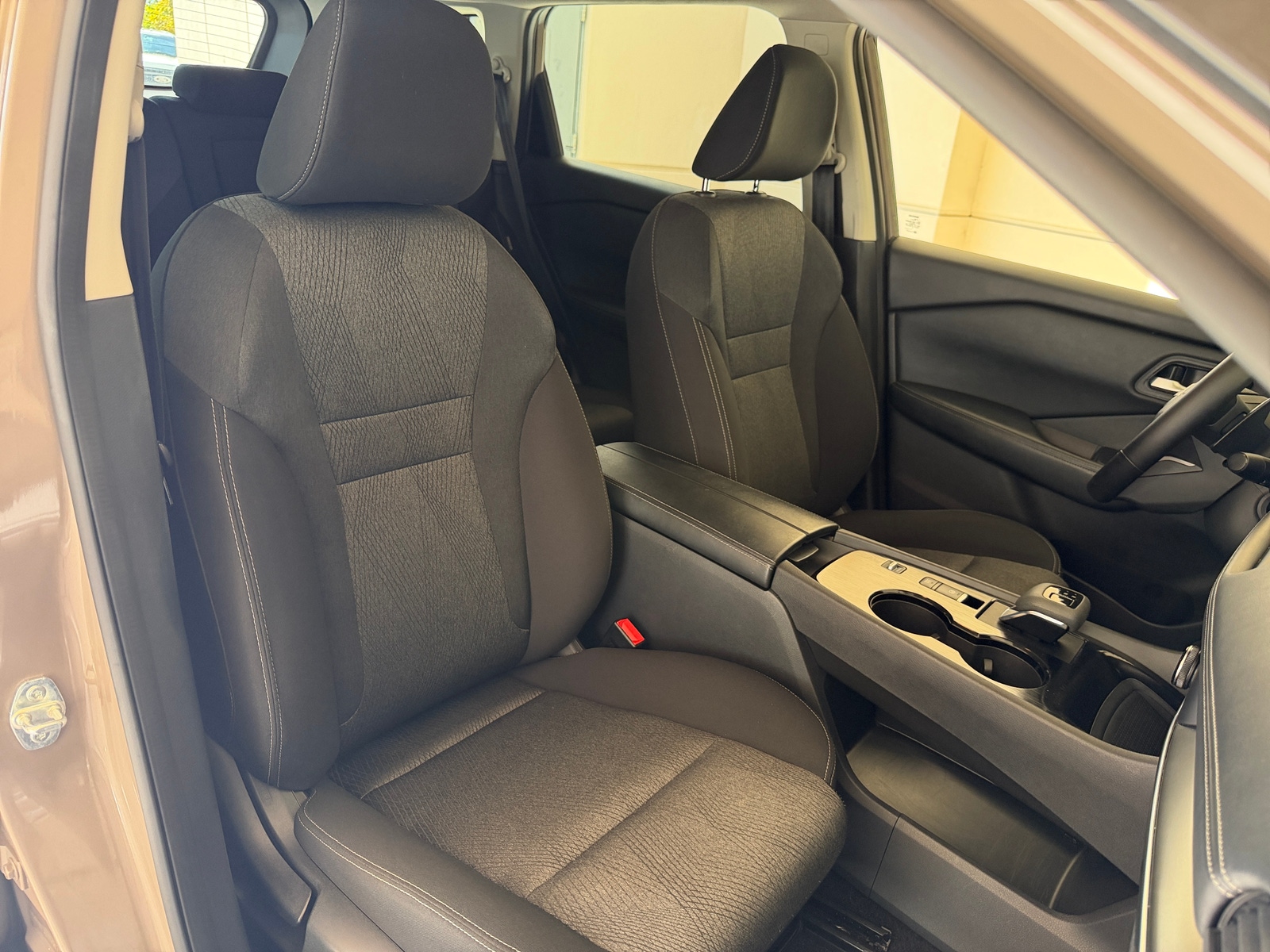 Thumbnail: 2025 Nissan Rogue - 2