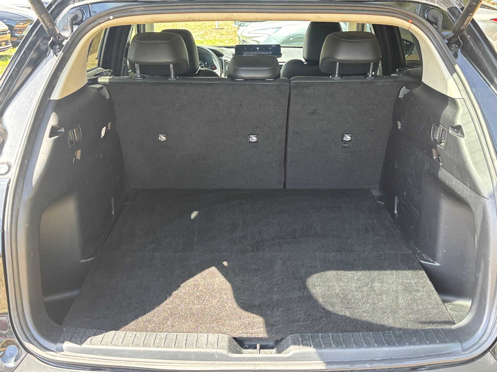 Thumbnail: 2025 Mazda CX-50 - 6