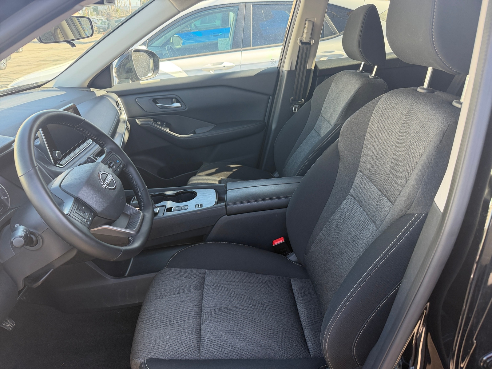 Thumbnail: 2025 Nissan Rogue - 2