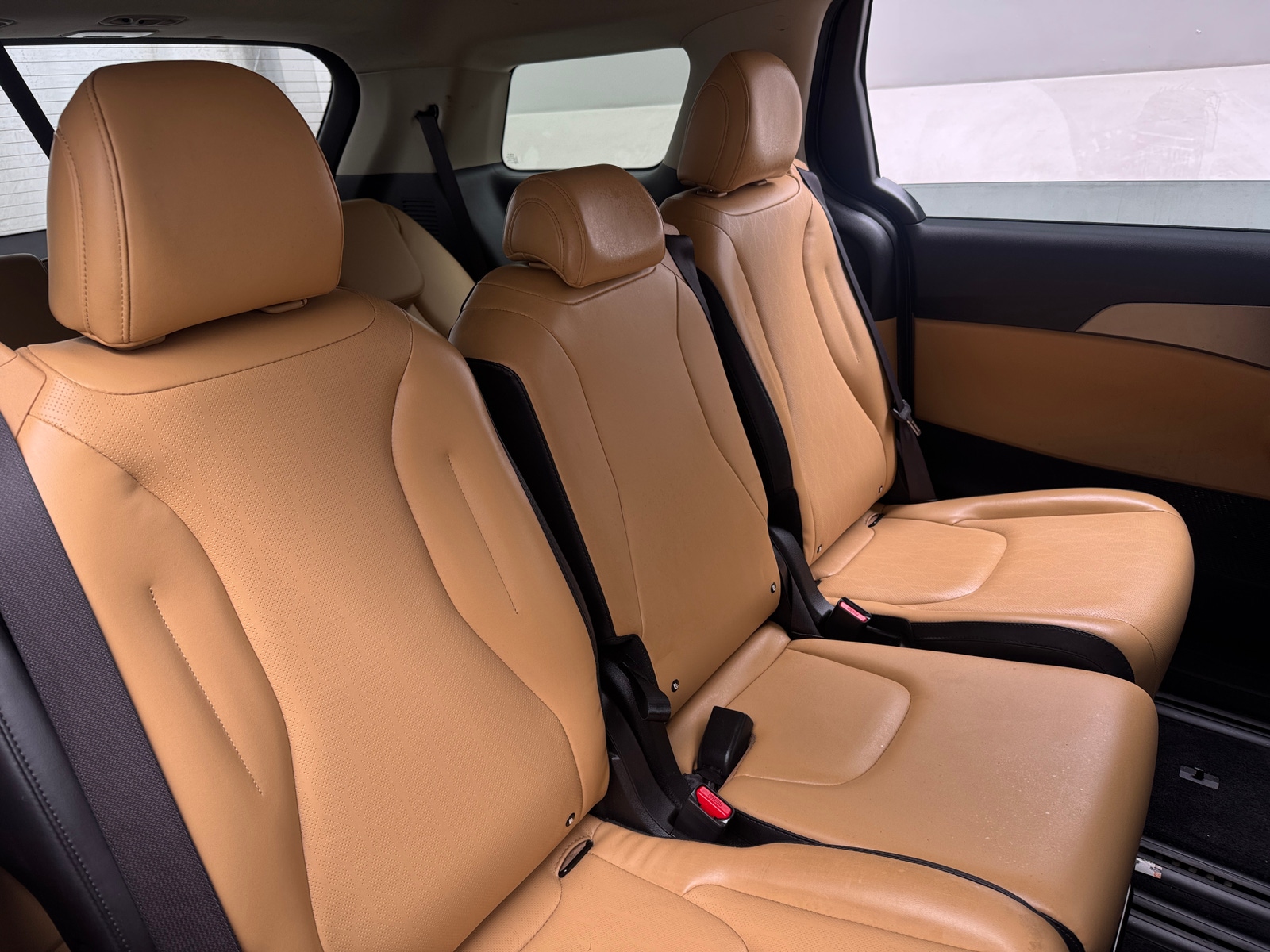 Thumbnail: 2023 Kia Carnival - 5