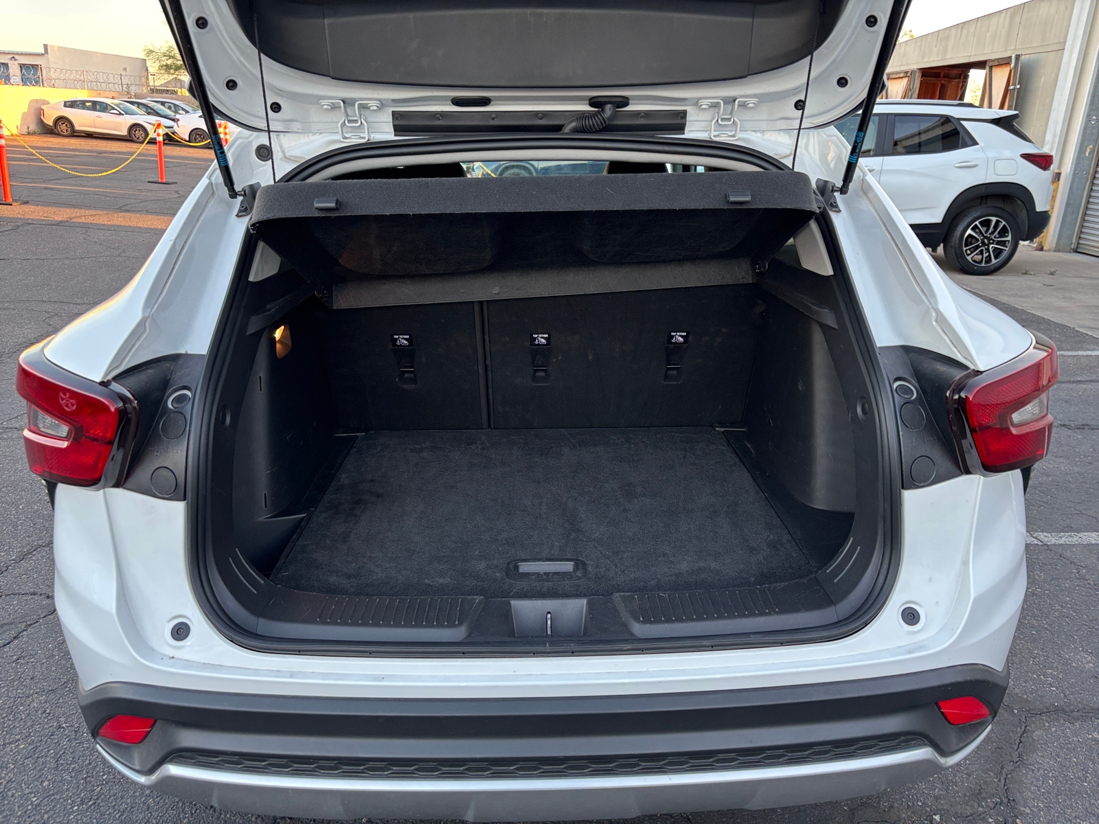 Thumbnail: 2025 Chevrolet Trax - 6