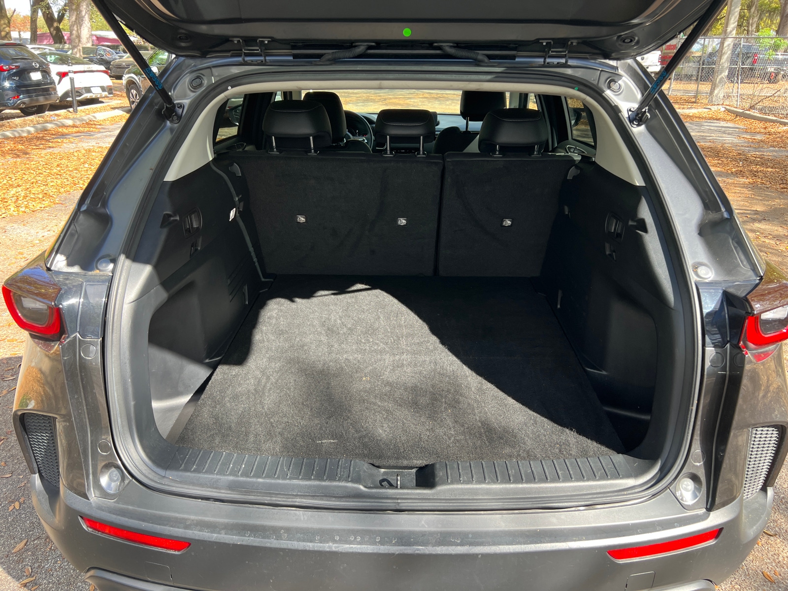 Thumbnail: 2025 Mazda CX-50 - 4