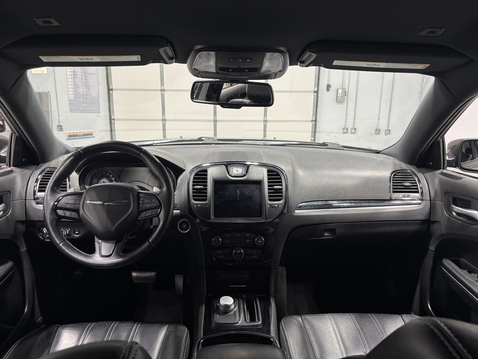 Thumbnail: 2018 Chrysler 300 - 2