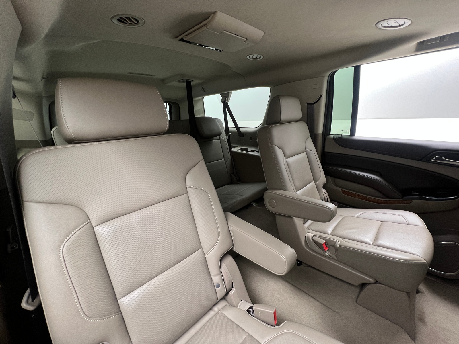 Thumbnail: 2019 Chevrolet Suburban - 5