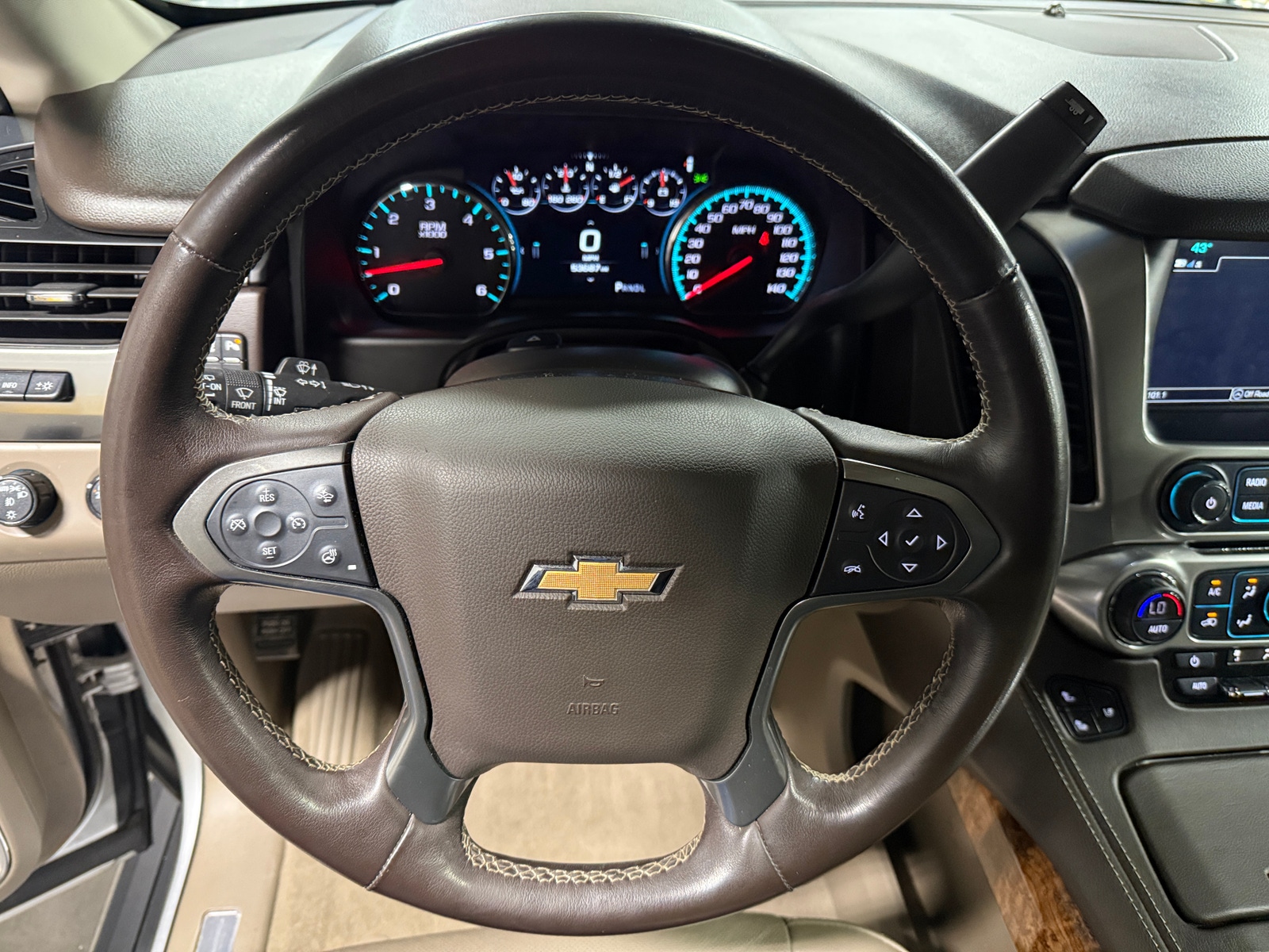 Thumbnail: 2019 Chevrolet Suburban - 4