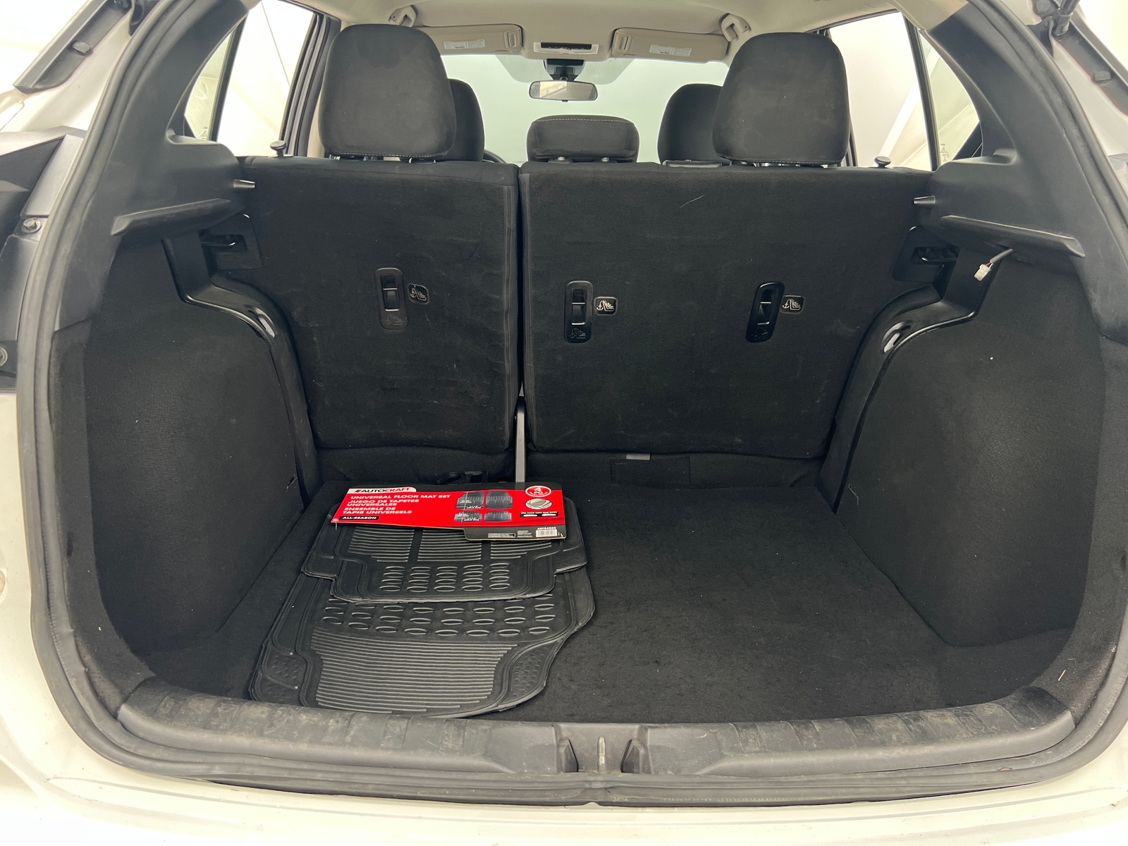 Thumbnail: 2022 Nissan Kicks - 7