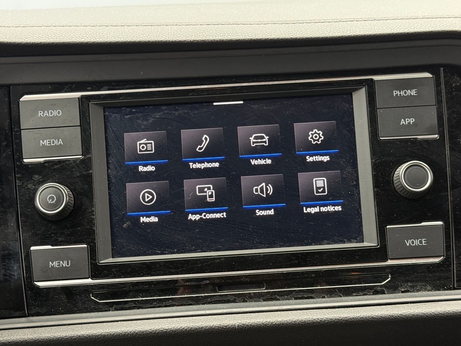 Thumbnail: 2024 Volkswagen Jetta - 4