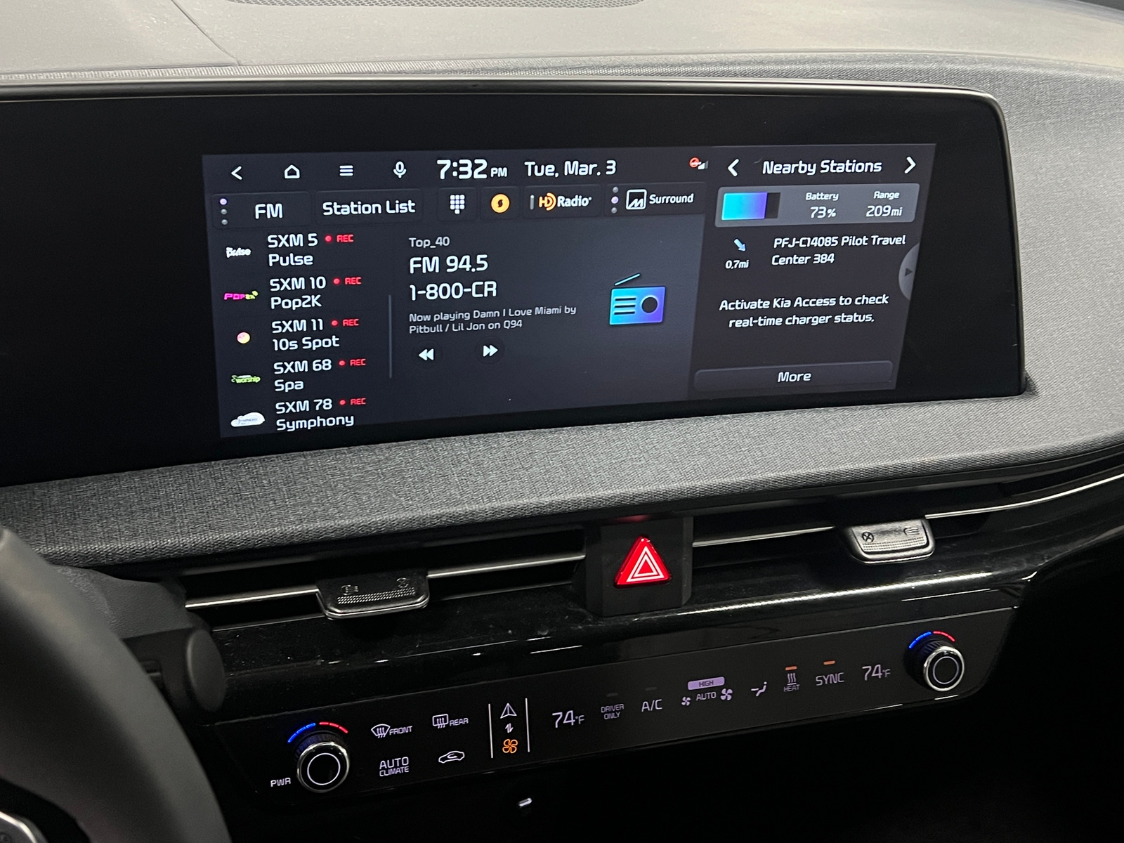 Thumbnail: 2022 Kia EV6 - 3