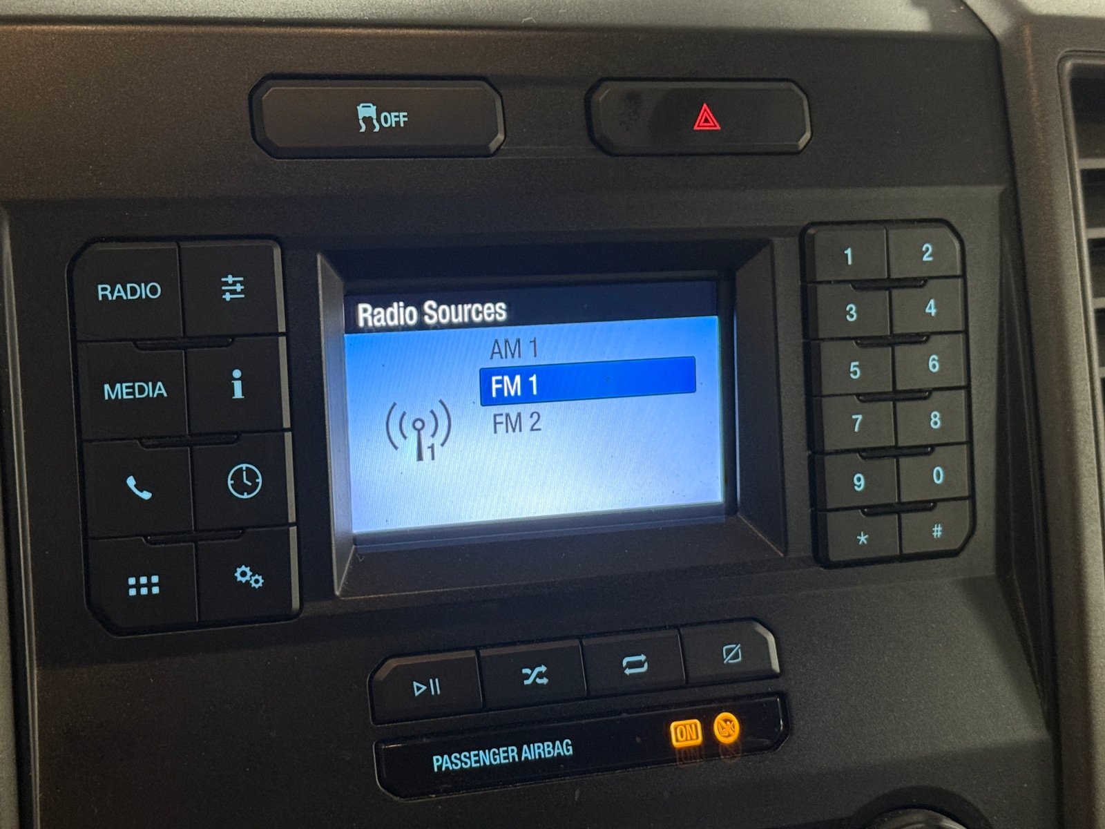 Thumbnail: 2020 Ford Econoline - 3