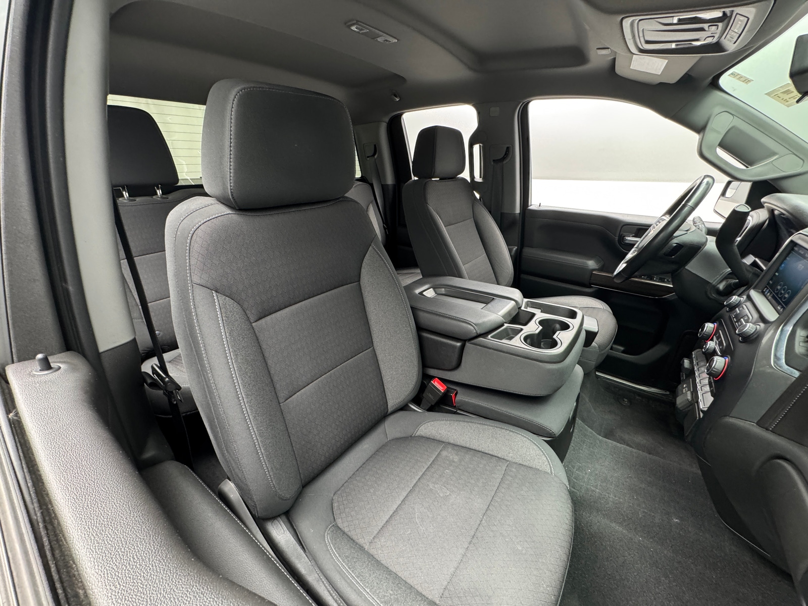 Thumbnail: 2021 Chevrolet Silverado 1500 - 2