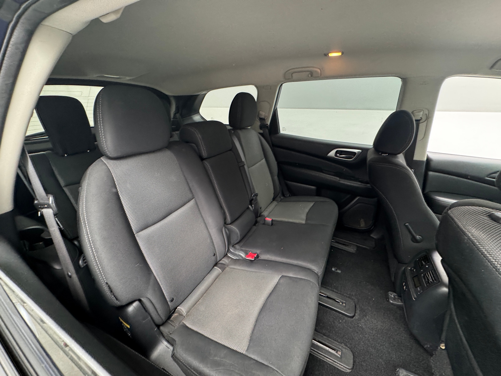 Thumbnail: 2019 Nissan Pathfinder - 6