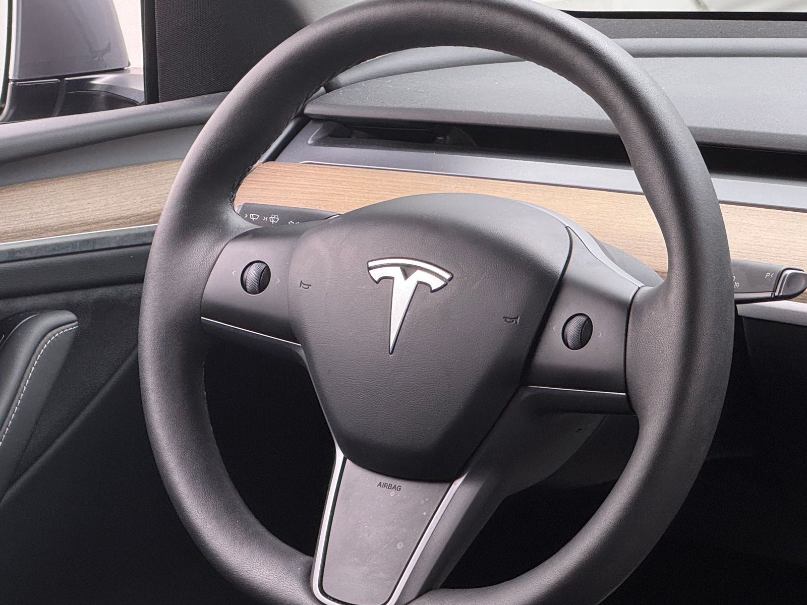 Thumbnail: 2024 Tesla Model Y - 4