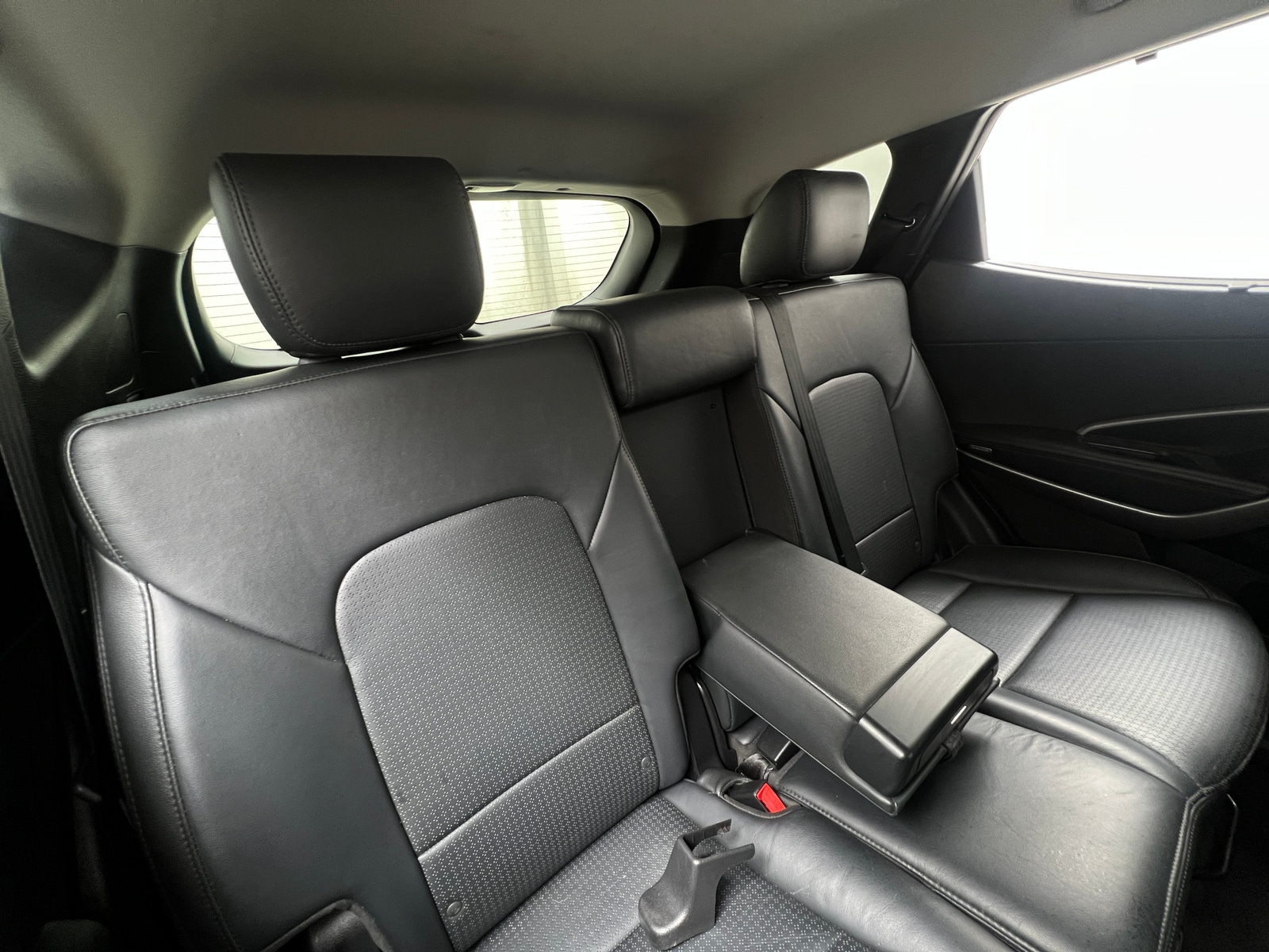 Thumbnail: 2015 Hyundai Santa Fe - 5