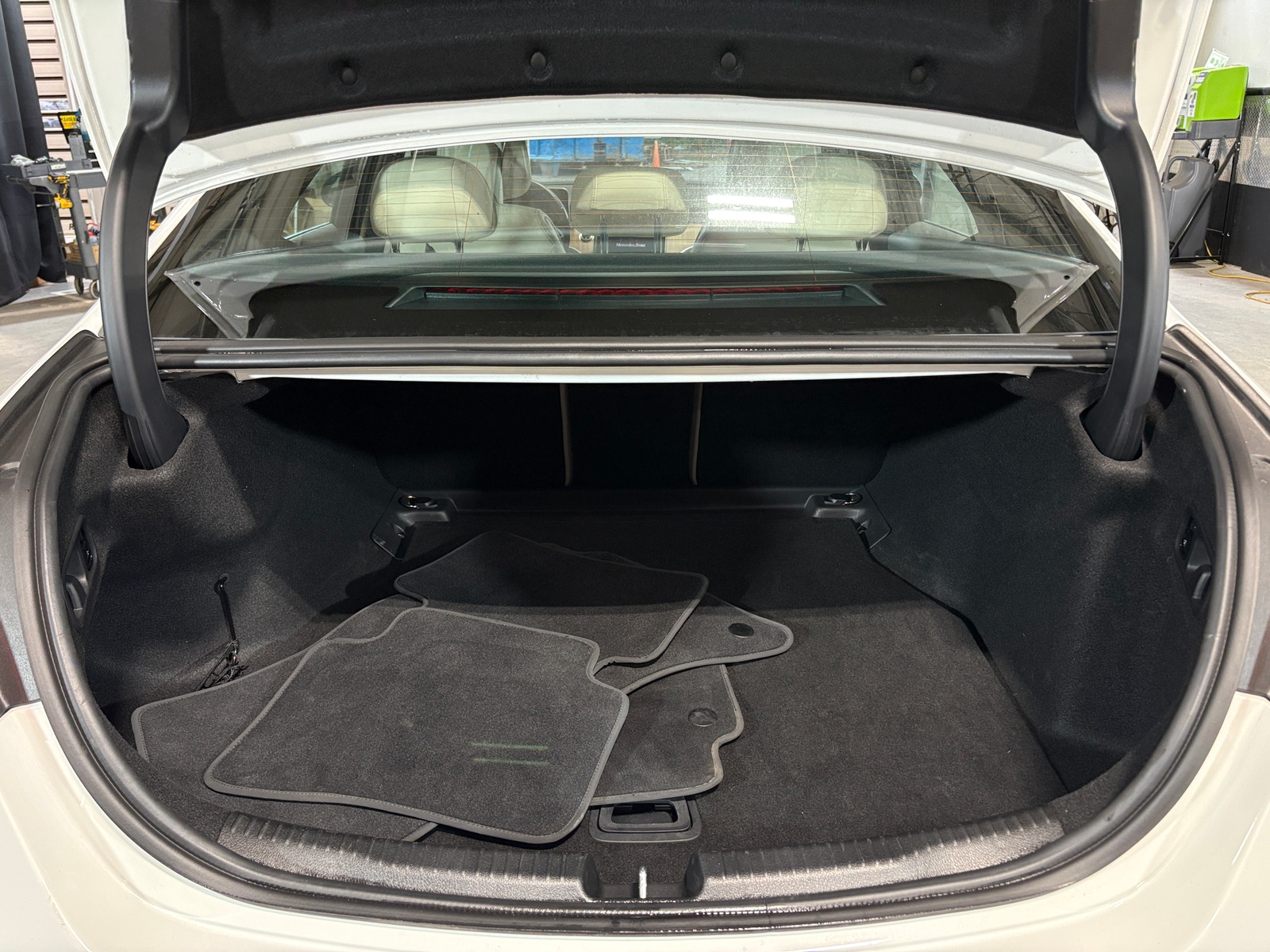 Thumbnail: 2025 Mercedes-Benz C-Class - 7