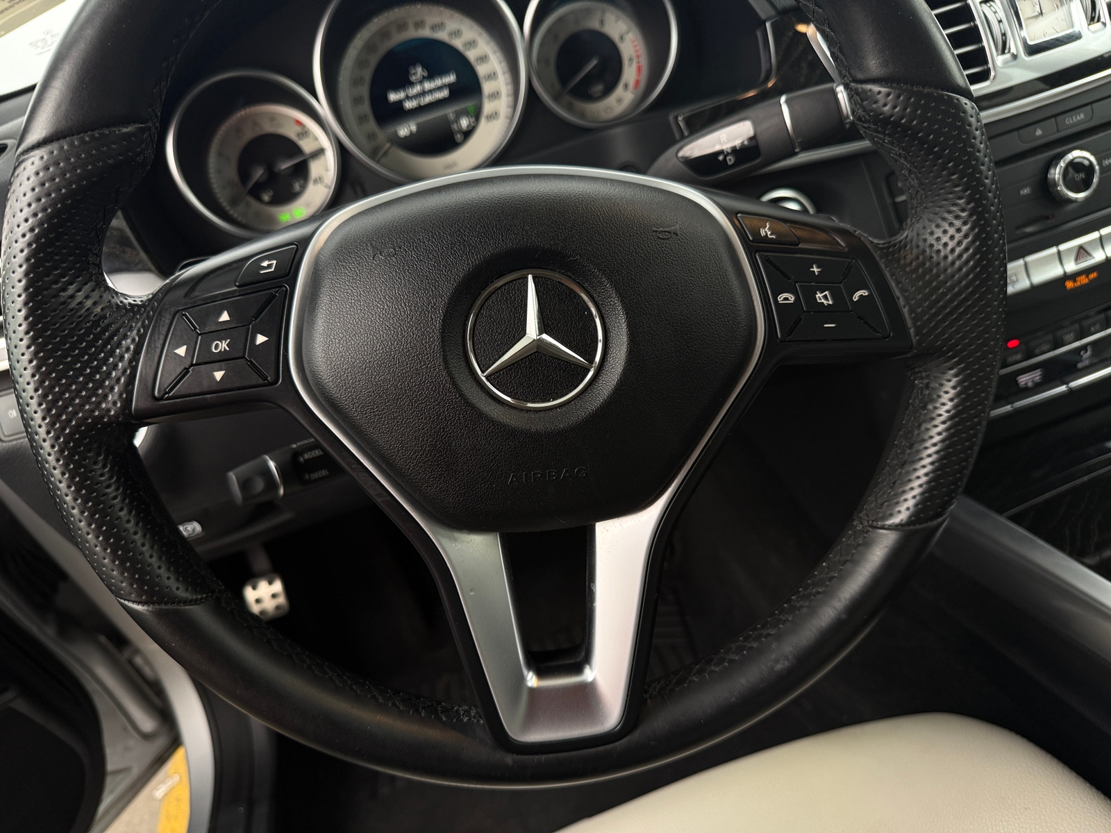 Thumbnail: 2016 Mercedes-Benz E-Class - 4